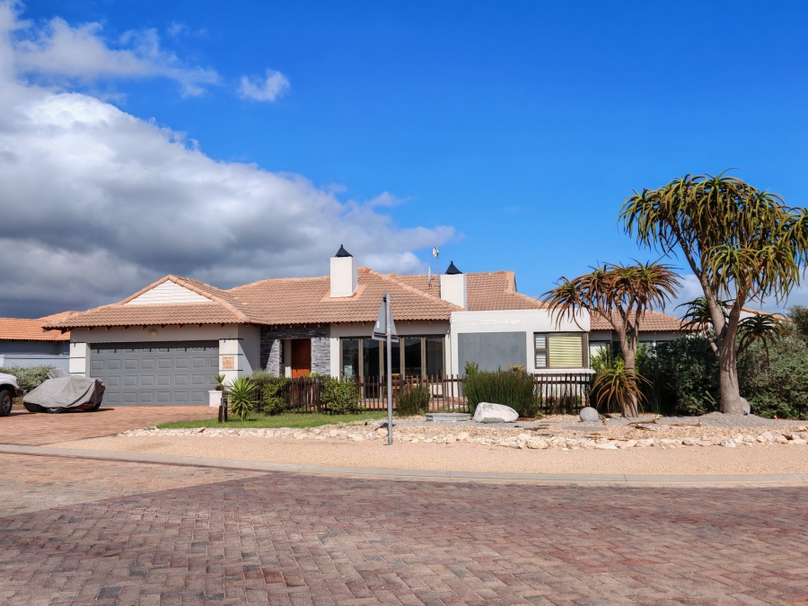 4 Bedroom Property for Sale in Langebaan Country Estate Western Cape